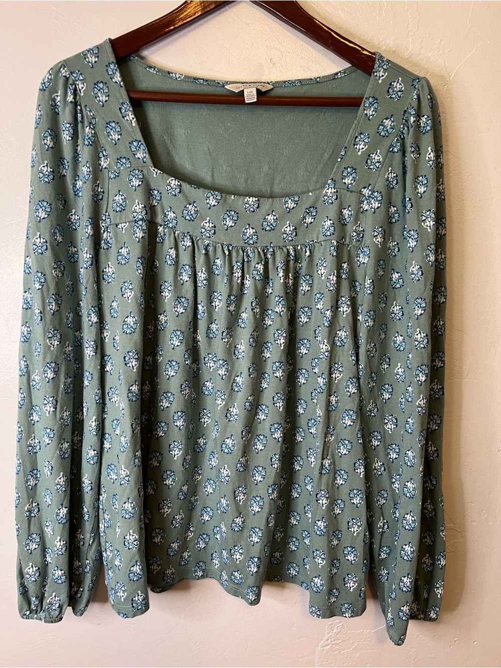 Lucky Brand Women’s Sage Green Floral Scoop Neck Long-Sleeve Top Size Large